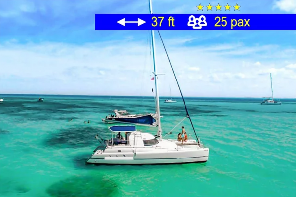 Catamaran for Private Tours 37 ft / 25 pax