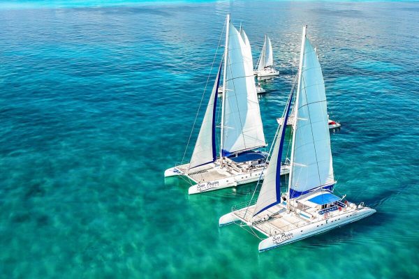 Catamaran Mega Tours Cancún 75 ft / 100 pax - Image 3