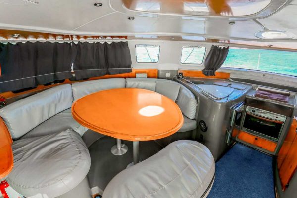 Catamaran Group Tours Cancun 43 ft / 35 pax - Image 2