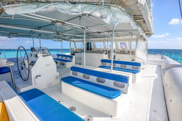 Catamaran Tours Large Group 75 ft / 80 pax - Image 6