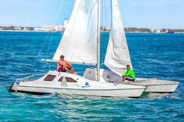 Small Family Catamaran Cancun 24 ft / 9 pax - Image 3