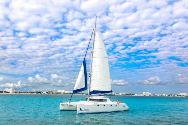 Catamaran Group Tours II Cancun 43 ft / 35 pax - Image 5