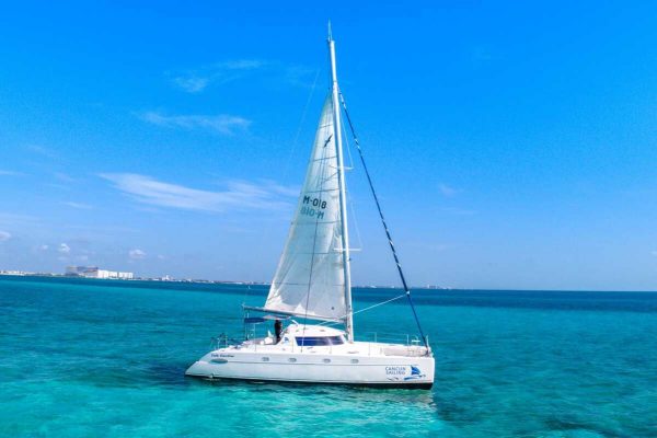 Catamaran Group Tours Cancun 43 ft / 35 pax - Image 7